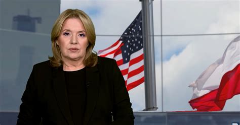 Danuta Holecka w żałobie powróciła na antenę TV Republika Zwróciła się