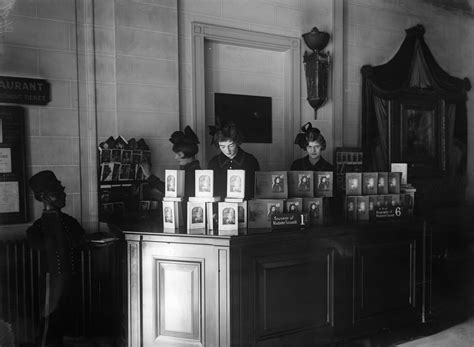 Madame Tussauds Wax Museum 1930