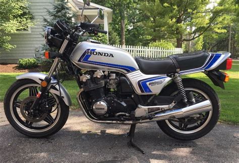 1982 Honda CB900F Super Sport | Bike-urious