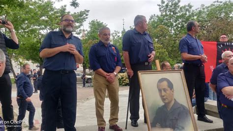 Falangistas Homenajean A Primo De Rivera Con Un Responso En Su Nueva Tumba