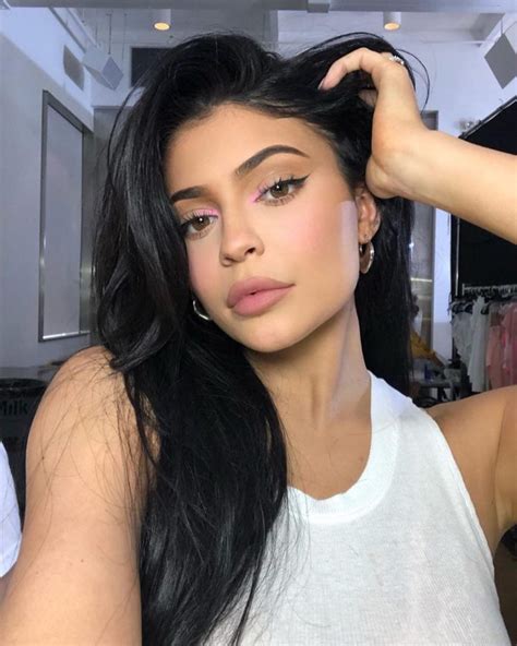 Kylie Jenner Buys Million House In Holmby Hills California Yve