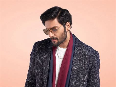 Ali Fazal बॉलीवुड स्टार्स देखते ही रह गए गुड्डू भैया अली फजल के हाथ