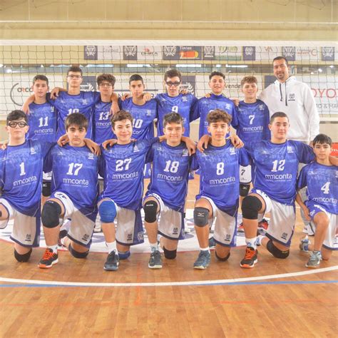 Iniciados De Voleibol Na Fase Final Do Campeonato Nacional Clube