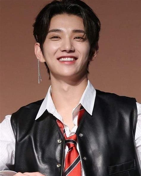 Joshua Hong ️ On Instagram “his Smile 😭😭😭 I Love You Joshuahong951230 ️