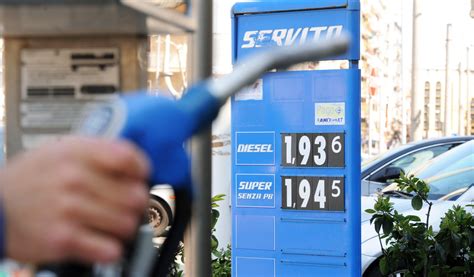 Caro Benzina Taglio Accise Verso Proroga Al Giugno