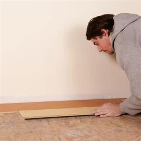 How To Install Vinyl Sheet Flooring With Double Sided Tape Homesteady