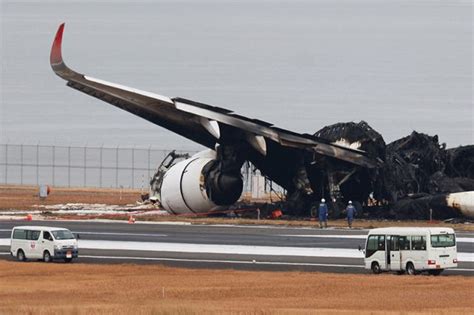 Japan Airlines Estimates Loss Of About 104 8 Million From Collision