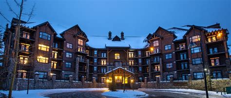 GLACIER MOUNTAINEER LODGE, Kicking Horse | North American Skiing ...