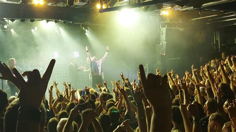 Much love for the Munich crowd, you were incredible! : r/blindguardian