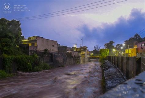 Decretan Alerta Roja Para Nueve Municipios De El Salvador Ante La