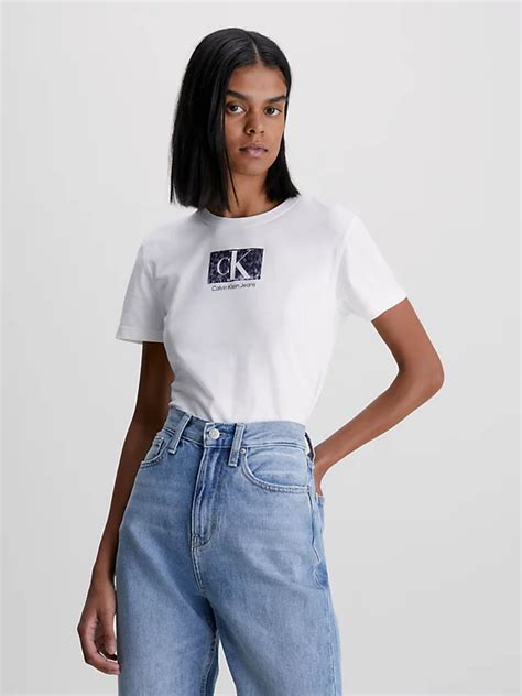 Slim Monogram T Shirt Calvin Klein® J20j221631yaf