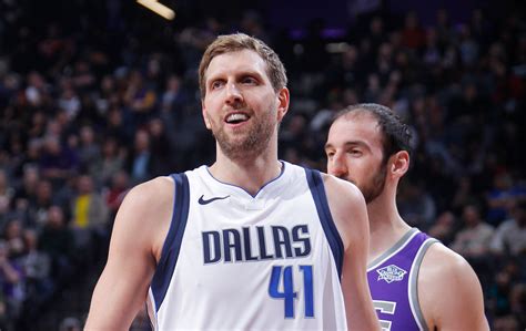 Dirk Nowitzki Dan Pemain Loyal Lainnya