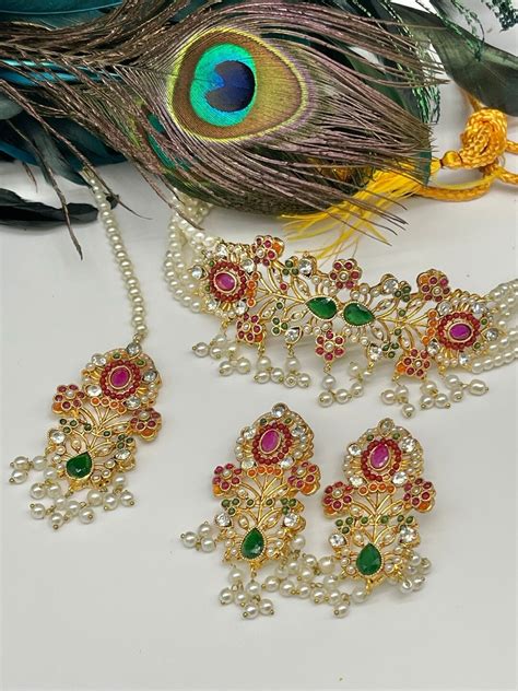 Navratan Choker Necklace Set With Earrings And Teeka Emerald Green And