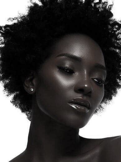 Épinglé Par Jay Shaft Sur Beautiful Dark Skinned Black Women Cheveux