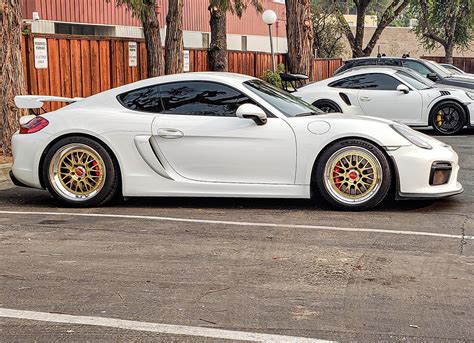 Porsche Cayman 981 GT4 White BBS E88 | Wheel Front