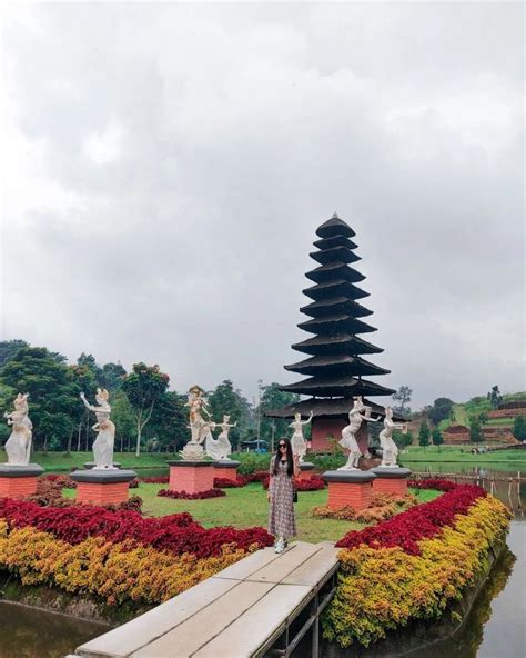 Taman Lembah Dewata Wisata Milenial