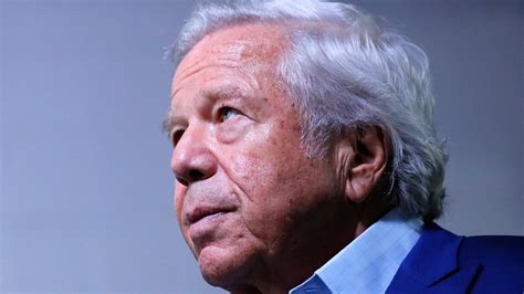 Deadspin Patriots Owner Bob Kraft Charged With Soliciting Prostitution