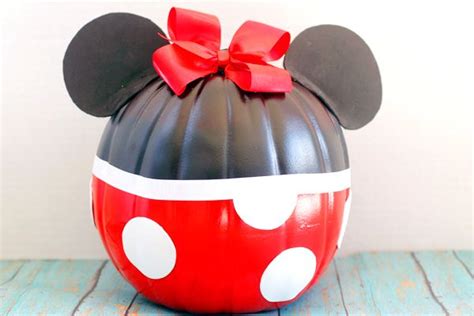 Minnie Mouse No Carve Pumpkin Anyone Can Make Minnie Mouse Pumpkin Minnie Mouse Pictures