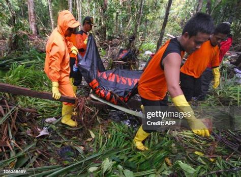 38 North Pagai Photos & High Res Pictures - Getty Images