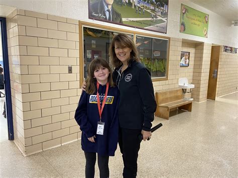 Dress like an adult and career day. – Long Elementary School