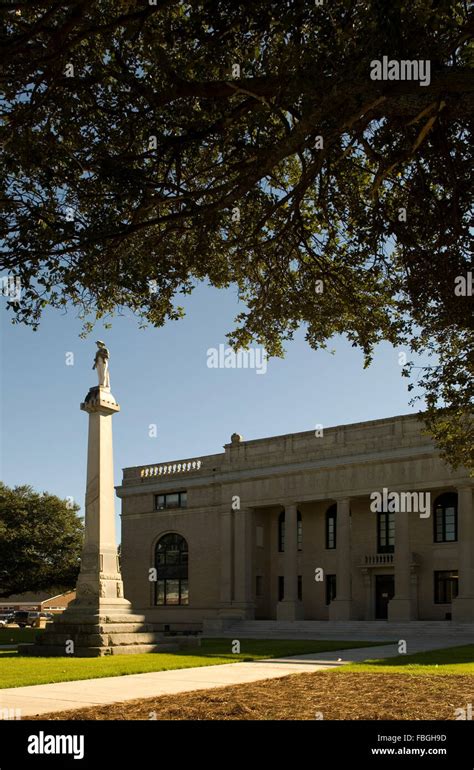 Lee County Courthouse Bishopville South Carolina Usa Stock Photo Alamy