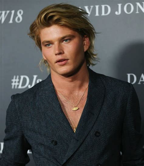 Eforsuz Dağınık Ve Cool Saçların Yeni İlhamı Jordan Barrett