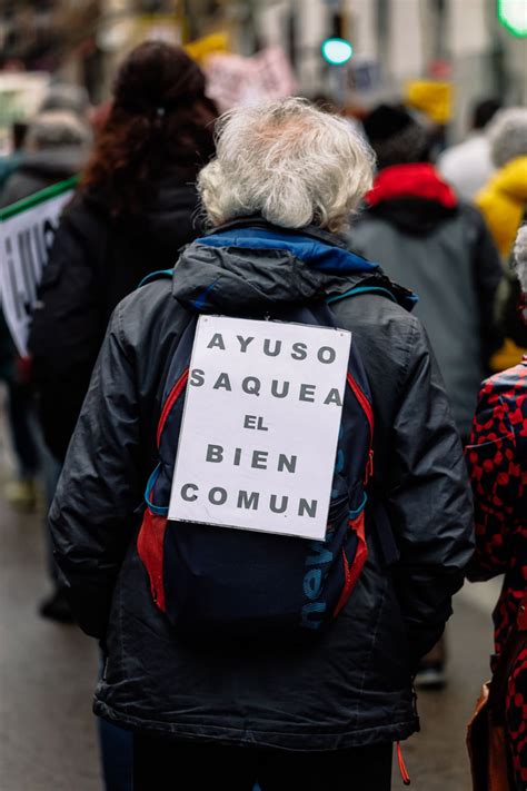 Galería Madridiario Manifestación Para Exigir La Paralización De La Ley Ómnibus Imagen