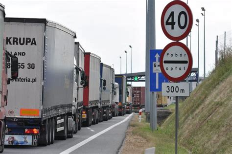 B Dzie Dro Ej Za Przejazd Autostrad Z Krakowa Do Katowic Stalexport