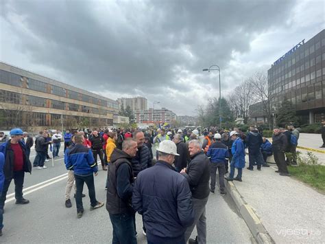 Foto Video Protest Zeni Kih Rudara Ispred Vlade Fbih