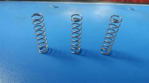 pengertian hukum hooke aplikasi bunyi rumus contoh soal lengkap