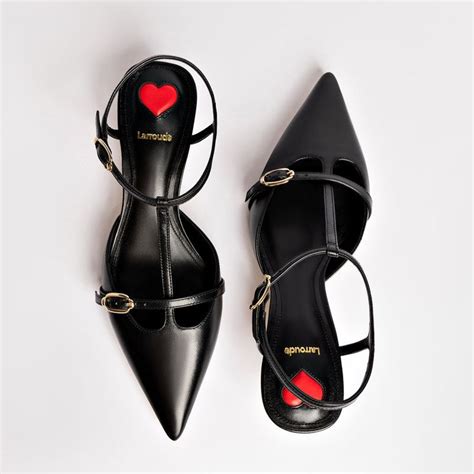 Grace Pump In Black Leather Nel Scarpe Sandali Piatti Sandali