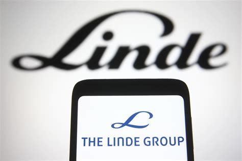 Should You Buy Linde Stock At $270?