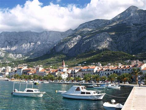 BACHAS EN LA COSTA CROACIA rompecabezas en línea