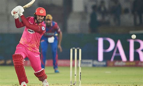 Munro And Azam Power Islamabad United To 4 Wicket Victory Over Karachi