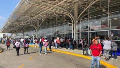 Secci N De La Cnte Bloquea Terminal De Autobuses Y Macroplaza En