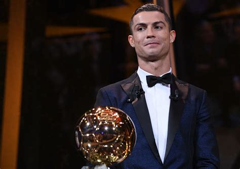 Football Ballon Dor Ronaldo Revient Sur Messi