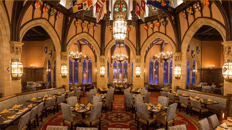 How To Score The Best Disney Dining Reservations Disney Dining