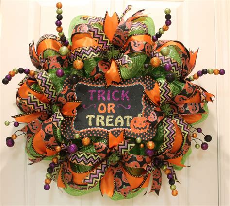 Ten Diy Halloween Wreaths To Make