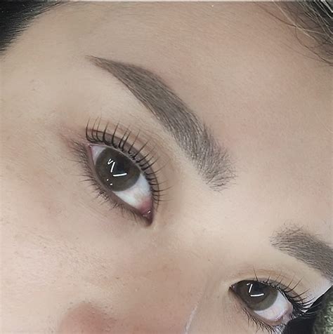 美眉スタイリングwaxパリジェンヌ 大阪 梅田 LILY BABE eye total beauty salonリリーベイブ