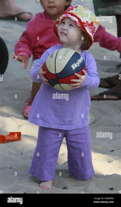 Marcia Cross Takes Her Twin Daughters Eden And Savannah To Play In Brentwood Park Los Angeles