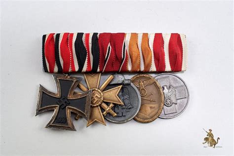 Five Place Medal Bar Epic Artifacts German Wwii