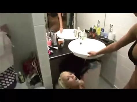 Amazing Piss Drinking Pissing Porn XHamster