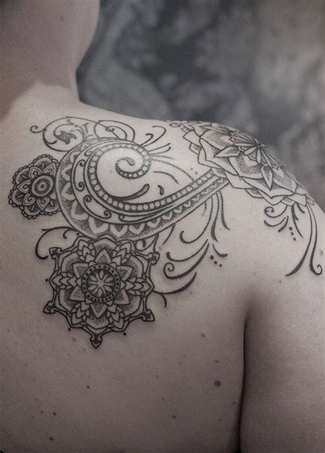 58 Amazing Mandala Shoulder Tattoos