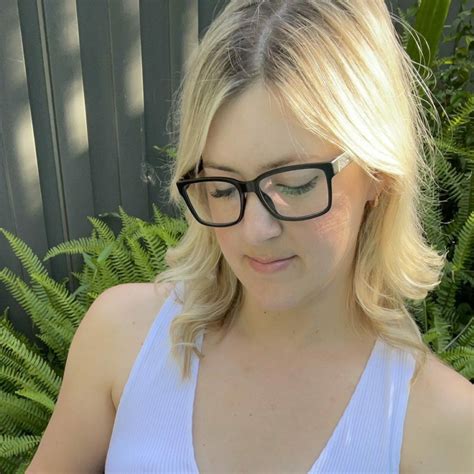 Elizabeth88 OnlyFans Toronto Swinging Real MILF Stories