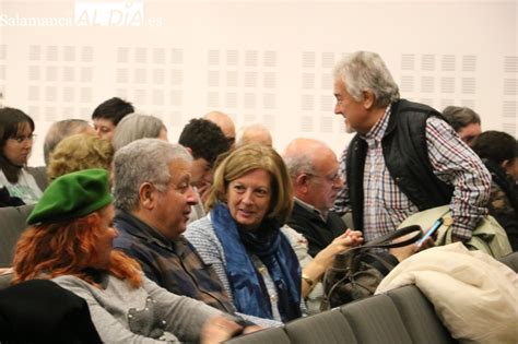 Buena entrada en Vitigudino para ver A Rivas el Telón y su Lío en