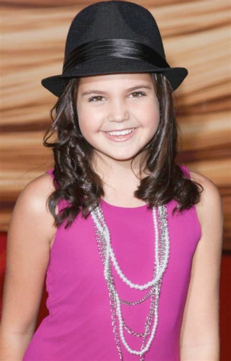 Pin By Athena Valois On Cars Bailee Madison Hollywood Moms Bailey