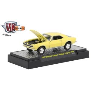 M2 Machines Detroit Muscle Release 46 1967 Chevrolet Camaro Z 28 RS