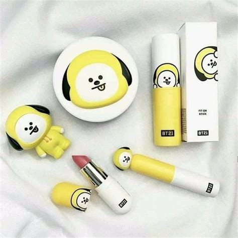 Pin By Ticianelli On Bt Makeup Kit Bts Makeup Bts Merch