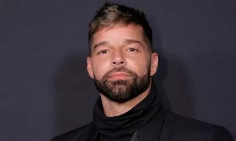 Sobrino De Ricky Martin Lo Contrademanda Al Cantante Por Millones De