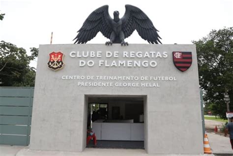 Flamengo Refor A Seguran A E Coloca Grades No Ct